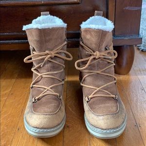 White Mountain Winter Boots